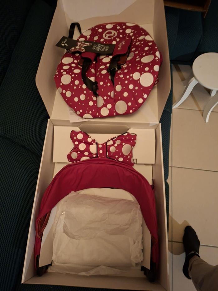 Cybex seat pack jeremy scott priam - photo numéro 2