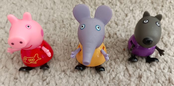 Lot de 3 personnages de la classe de Peppa pig - photo numéro 4