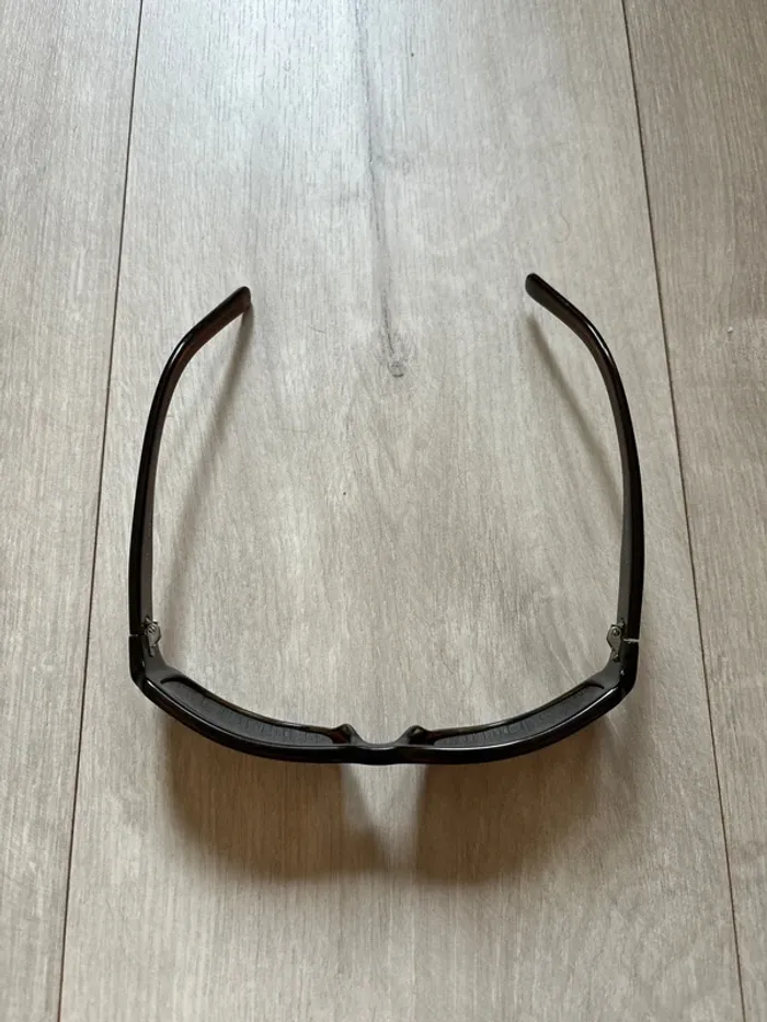 Lunettes de soleil Guess - photo numéro 2