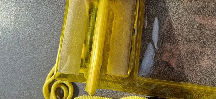 Etui aquatique pour téléphone - Excellent état - photo numéro 4