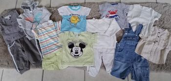 Lot vêtements taille 6 mois