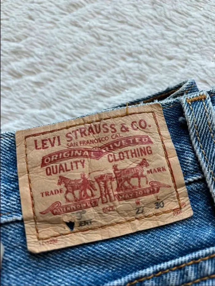 Jean Levi’s homme 569 Loose straight W27 L30 36/38 S – coupe ample straight, bleu clair 00s y2k - photo numéro 2