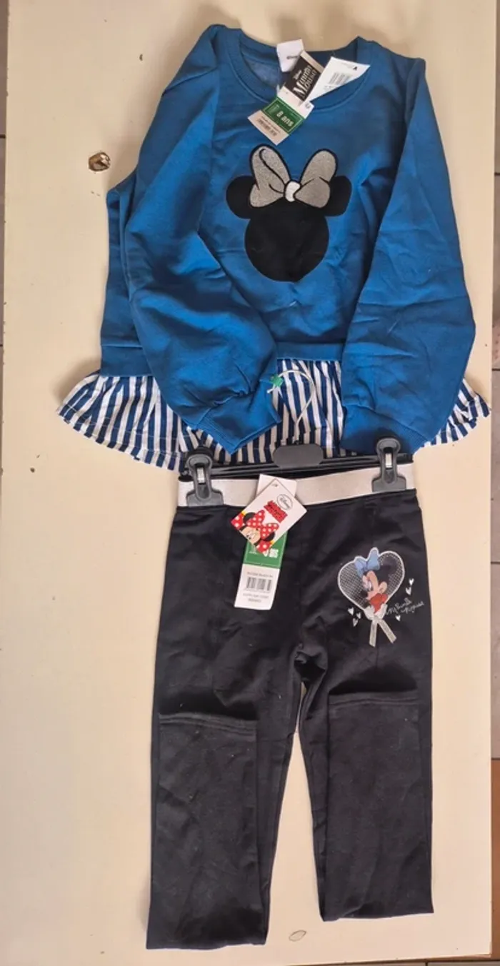 Ensemble : pull et pantalon minnie 8 ans - photo numéro 2