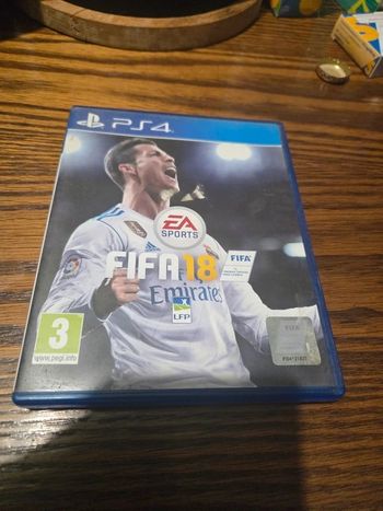 Jeu de sport fifa 18 sur ps4