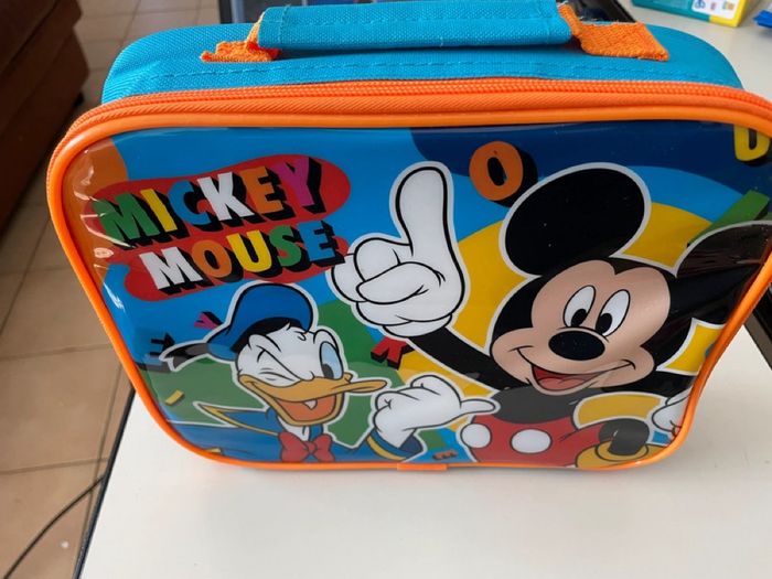 Cartable - photo numéro 2