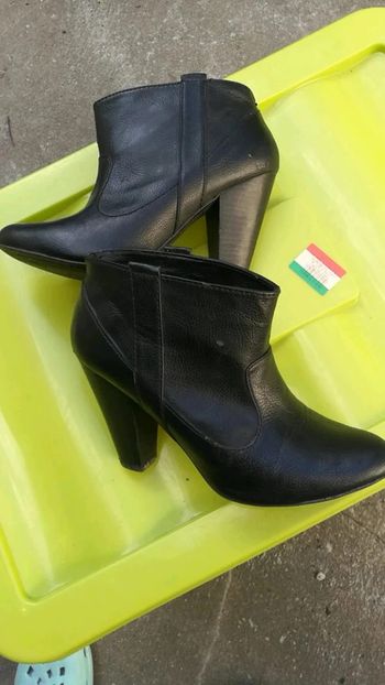 Chaussures noires Zara à talon taille 40