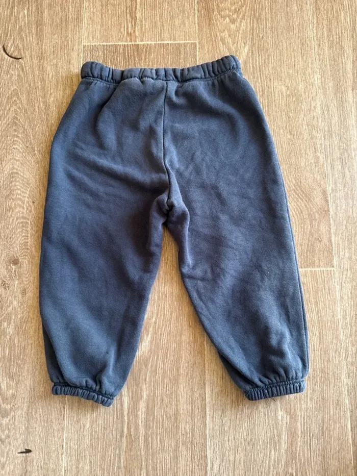 Pantalon bleu marine Mickey H&M 12-18 mois - photo numéro 2
