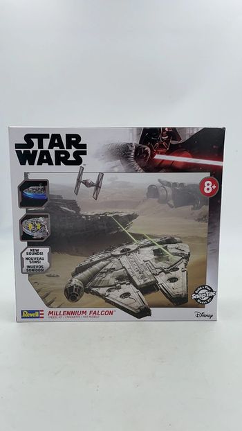 Maquette Star Wars Millenium Falcon 19 pièces Revell neuf