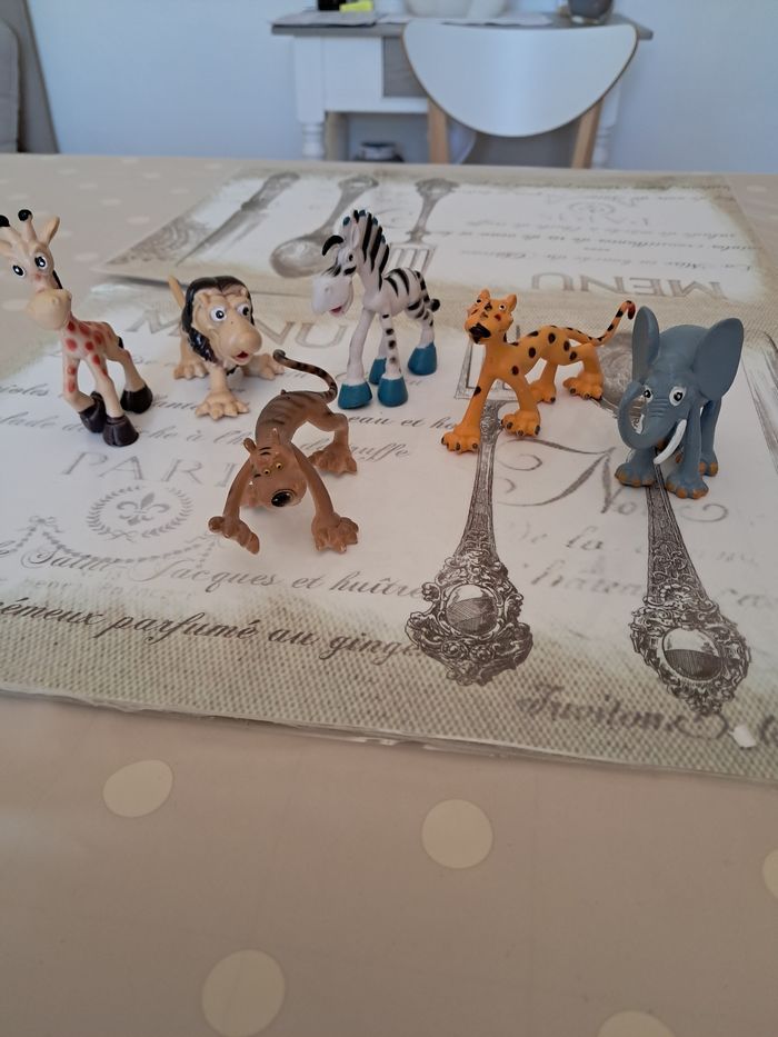 Figurines animaux  x 6