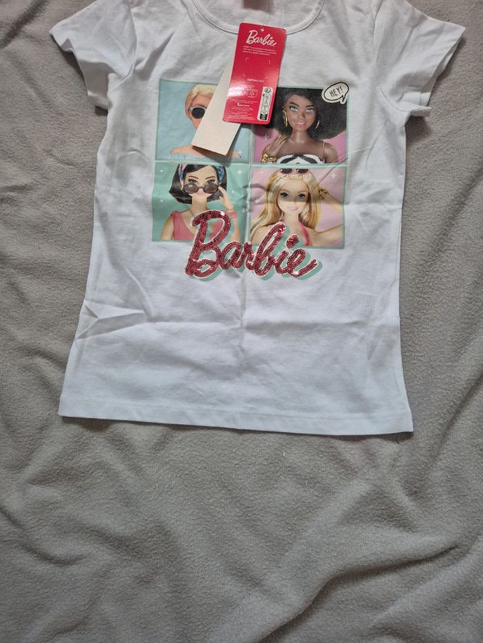 T-shirt fille neuf barbie 8 ans - photo numéro 3