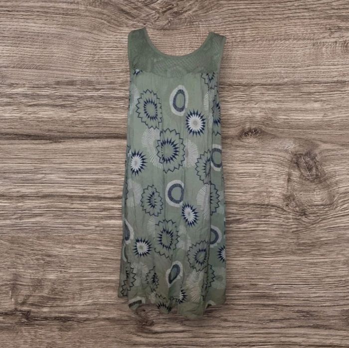 Robe trapèze fluide vert sauge