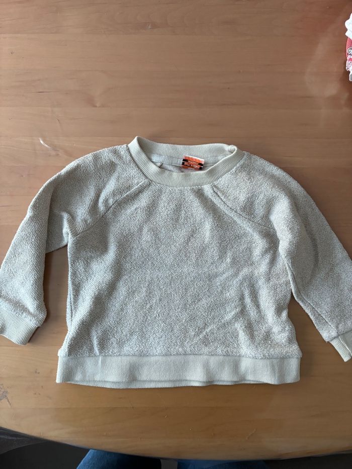 Pull TAO 2 ans