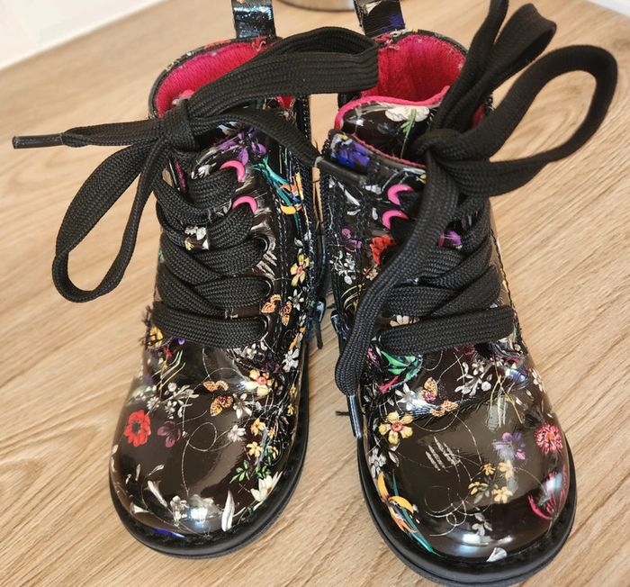 Bottines laquées