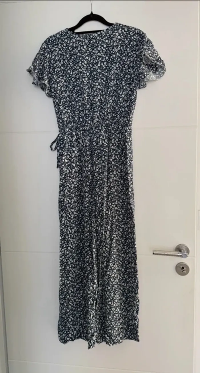 Combinaison bleu à fleurs taille S ou 36 - photo numéro 7