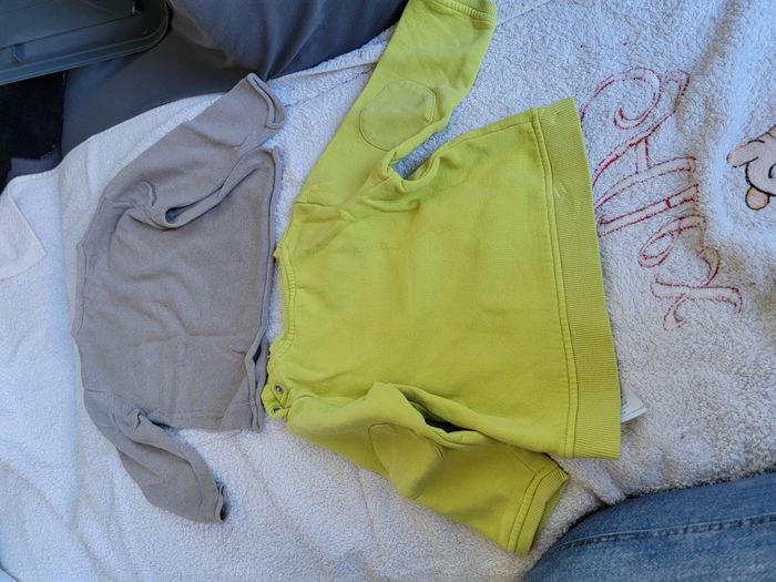 Lot de vêtements 2 ans garçon - photo numéro 6
