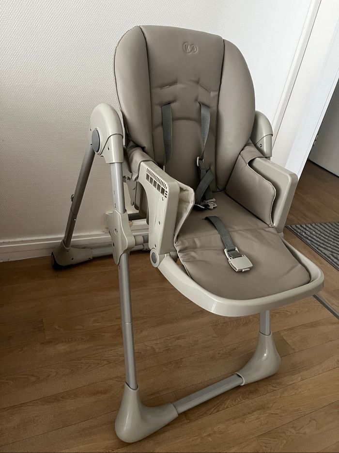 Chaise haute - photo numéro 5
