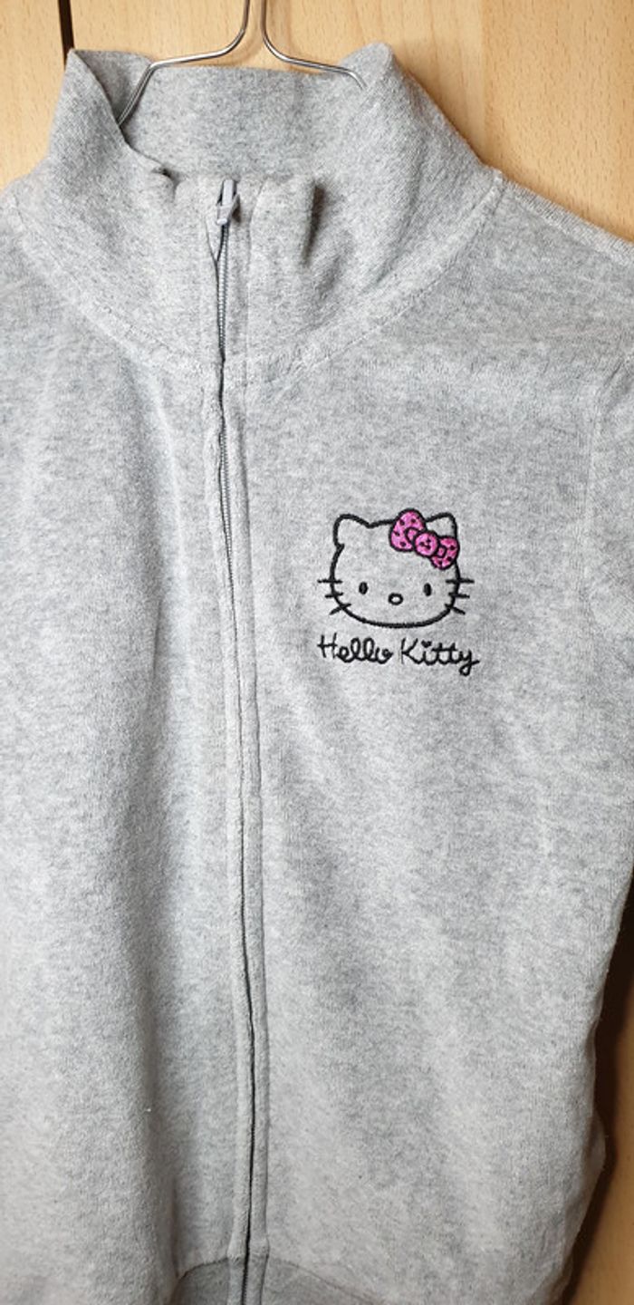 Gilet Hello Kitty taille 6/8ans - photo numéro 6