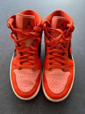 Air Jordan Nike montante