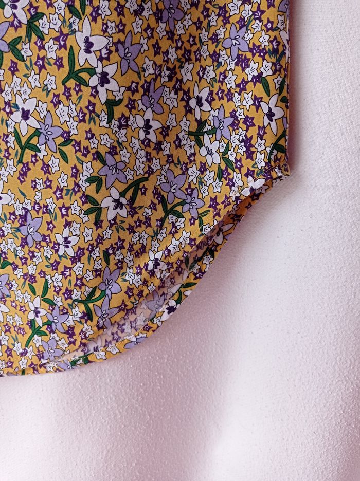 BLOUSE SHEIN Moutarde Fleurie. - photo numéro 4