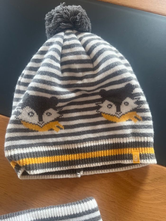 Ensemble bonnet, snood, moufles - photo numéro 2