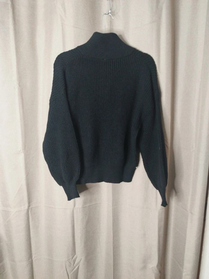 Pull noir - photo numéro 7