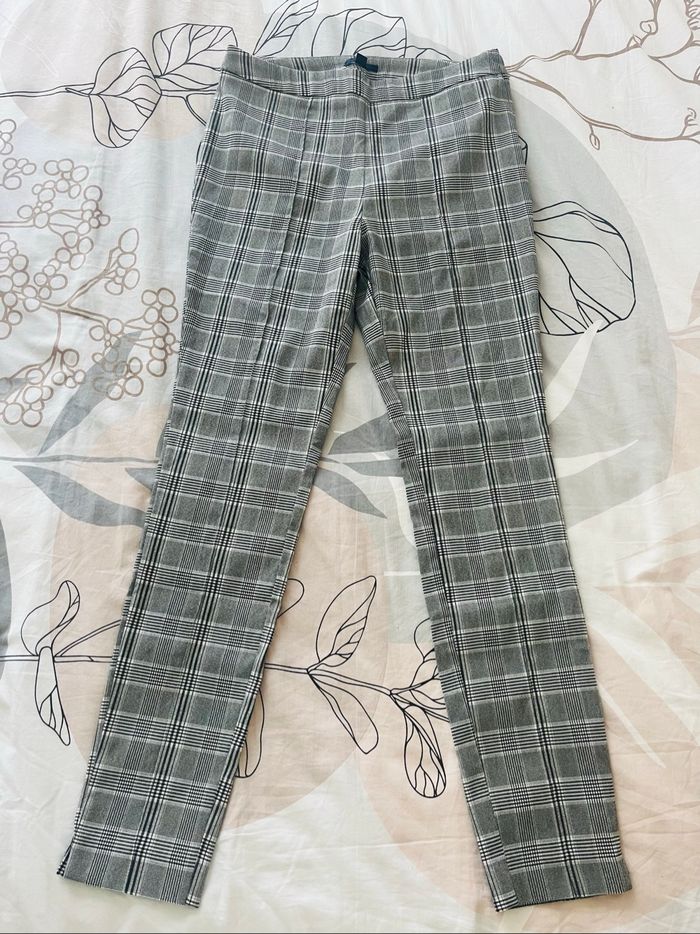 Pantalon neuf - photo numéro 2
