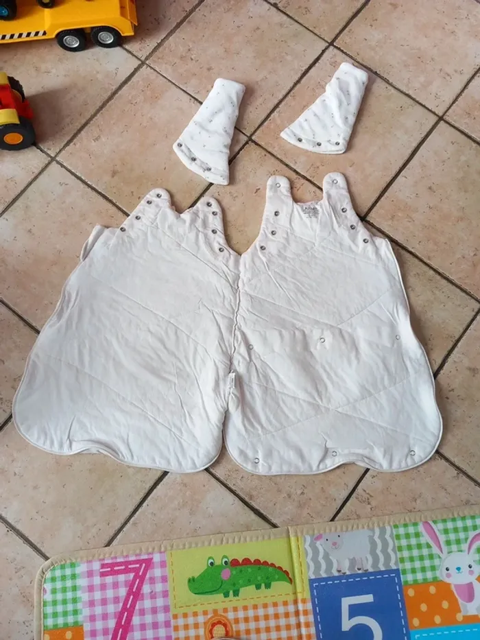 😷gigoteuse turbulette manche amovibles 6 mois - photo numéro 6