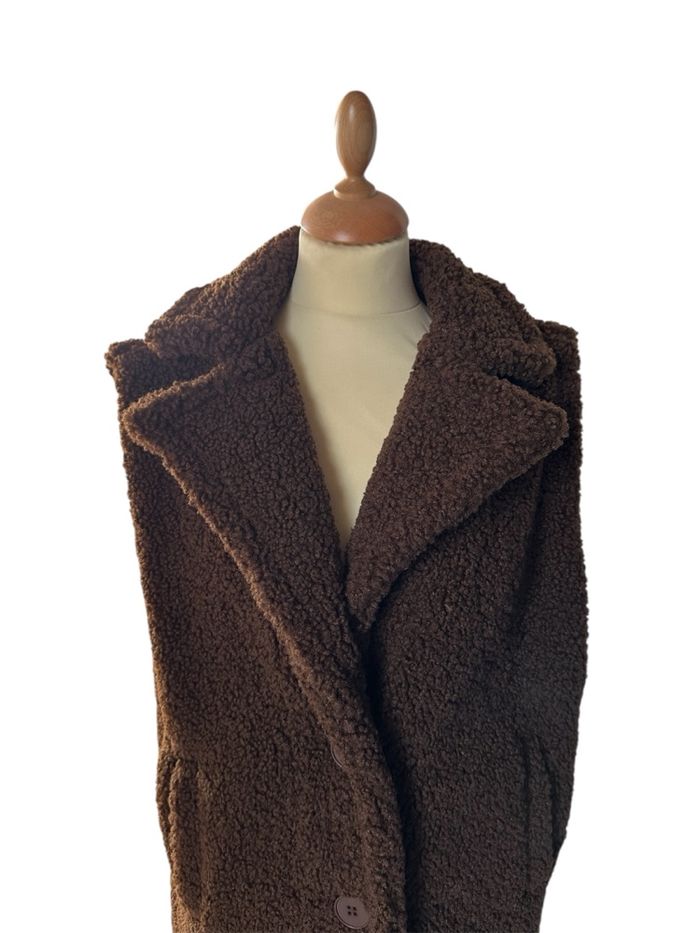 Manteau sans manches - photo numéro 3