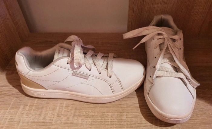 Tennis Reebok pointure 35 - photo numéro 2
