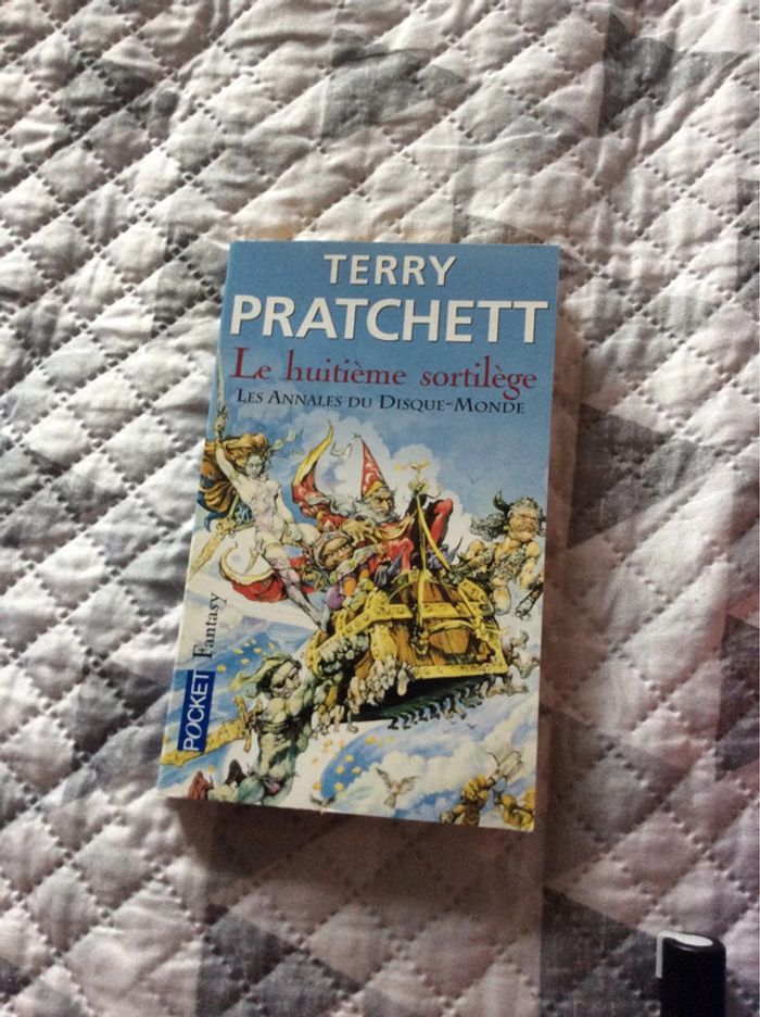 #le huitième sortilège les annales du disques Monde Terry Pratchett