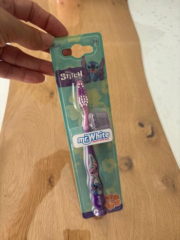 Brosse à dents, Stitch