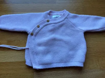 Gilet maille trois kilos sept 1 mois fille