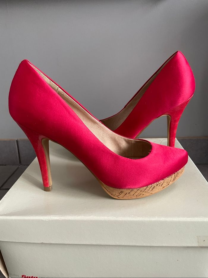 Escarpin Bata rose - photo numéro 3
