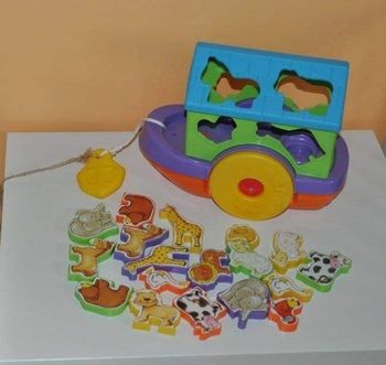 Bateau avec figurines à encastrer