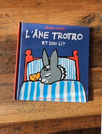 Livre L'âne Trotro et son lit