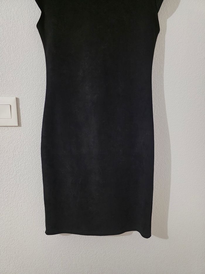 Petite robe noire Made in Italy - photo numéro 2