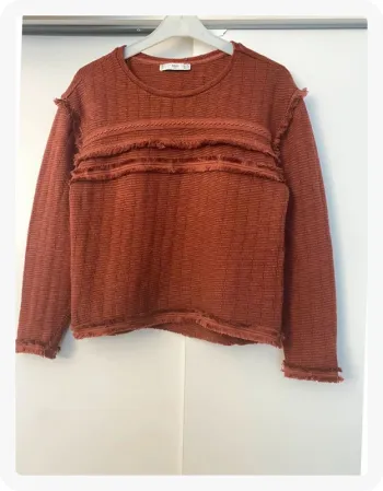 Pull rouille à franges Mango