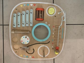 Tableau d’activités en bois Verbaudet