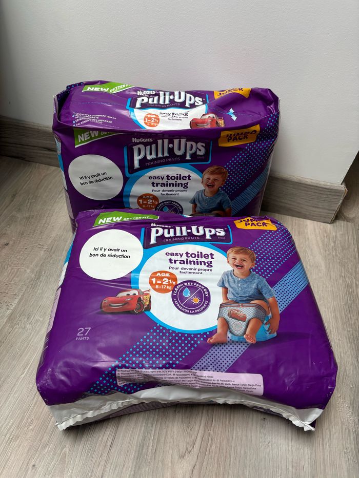 Lot 2 paquets neufs pull up cars 8-17kg