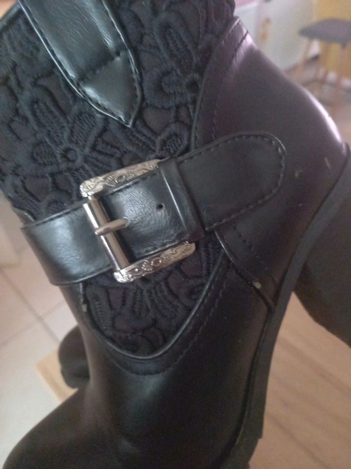 Bottines noires - photo numéro 4