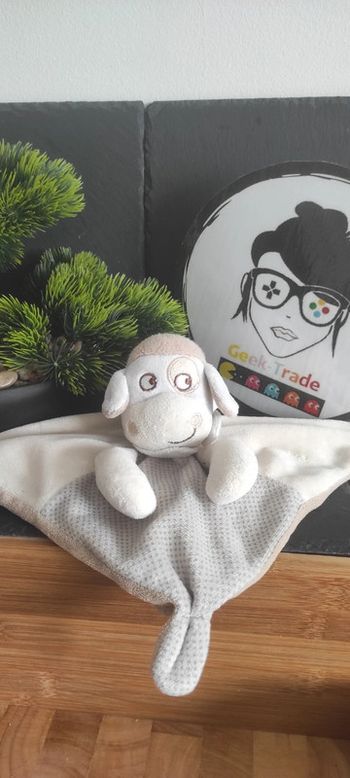 Doudou Mouton Agneau beige pois Mots d'enfants Siplec blanc marron cocard gris