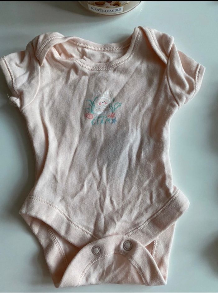 Lot de 5 bodys 0-1 mois - photo numéro 4