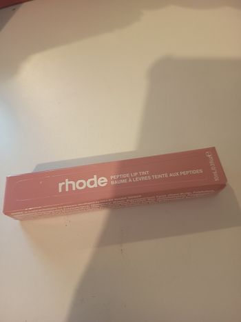 Baume a lèvres teintée aux peptides