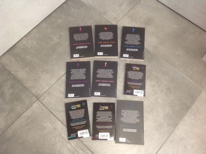 Livres romans pour adolescents  "Calendar Girls" - photo numéro 6