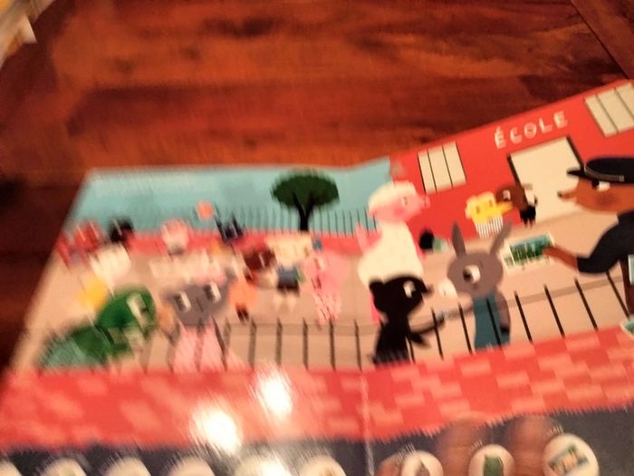 Livre cherche et trouve un tout petit monde vive les vacances grund - photo numéro 8