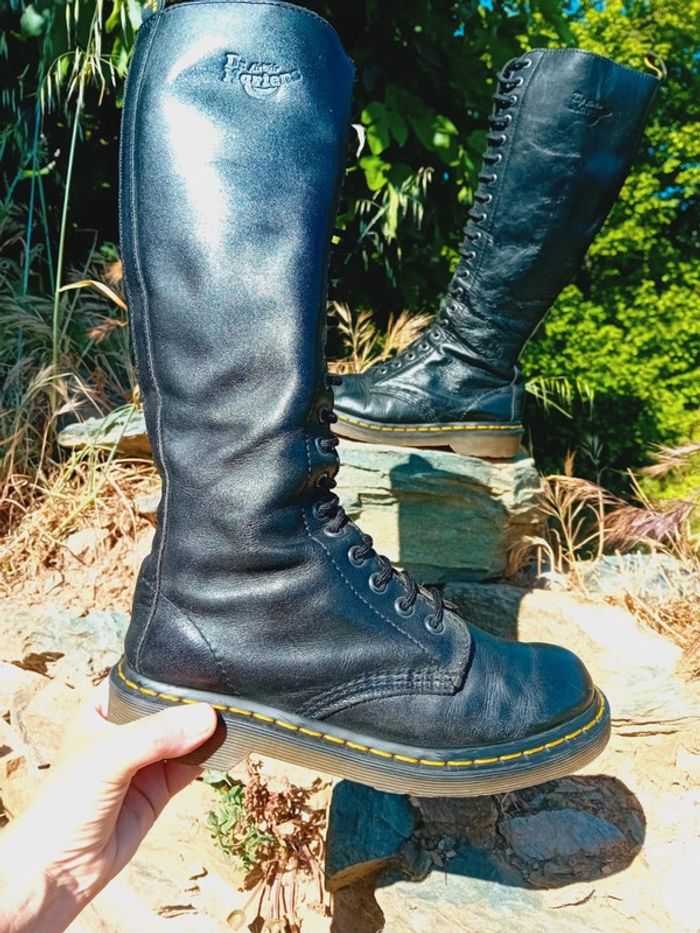 Dr. Martens 1B60 noir 20 trous 38 - photo numéro 2