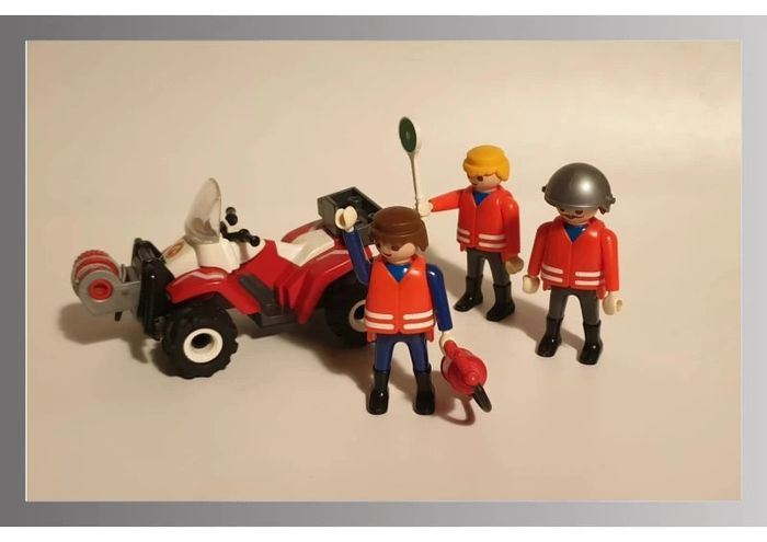 Quad avec 3 personnages playmobil