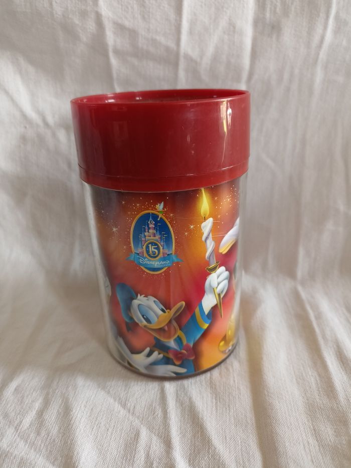 Mug en plastique 15 ème anniversaire Disneyland paris