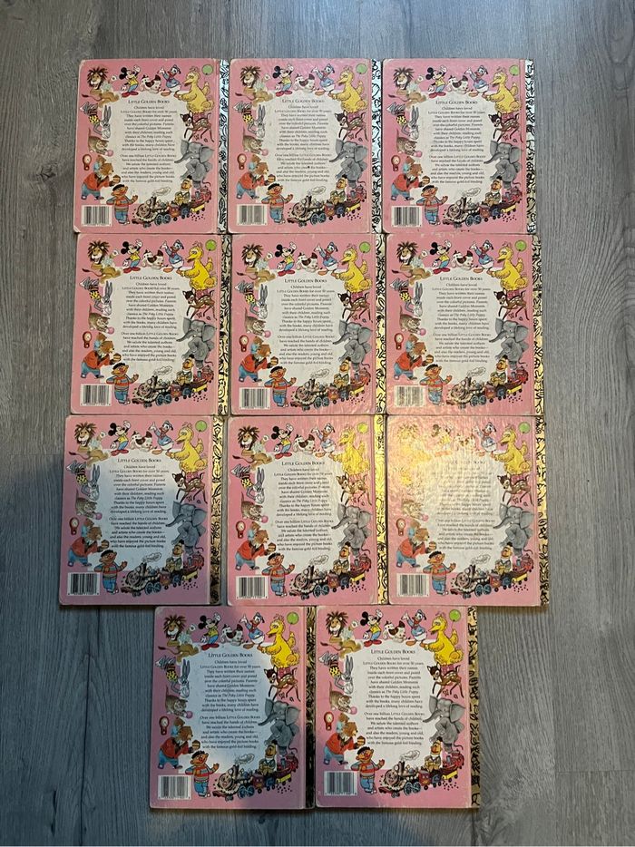 Lot de 11 livres anciens Disney en anglais - photo numéro 2