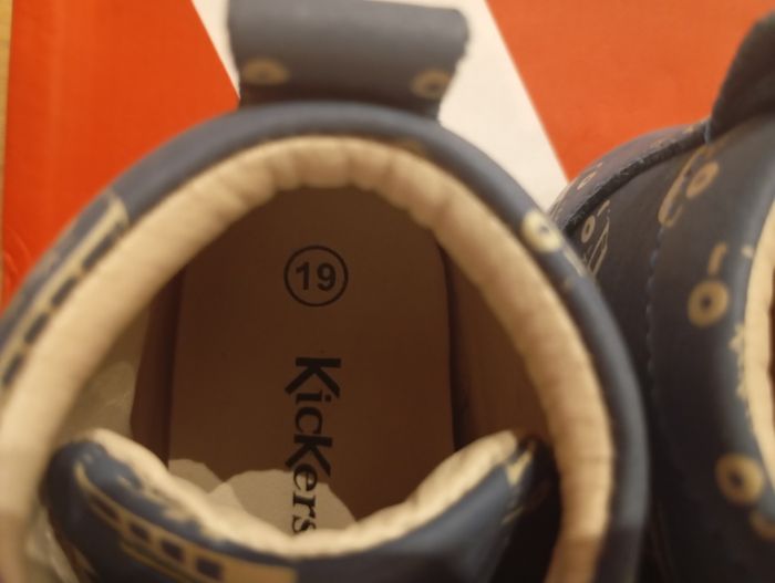 Kickers neuves pour garçon en taille 19 - photo numéro 5